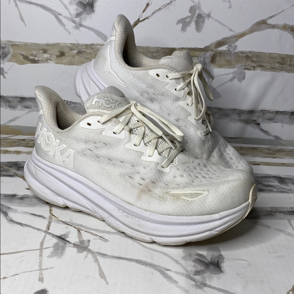 Hoka One One Clifton 9 Wide